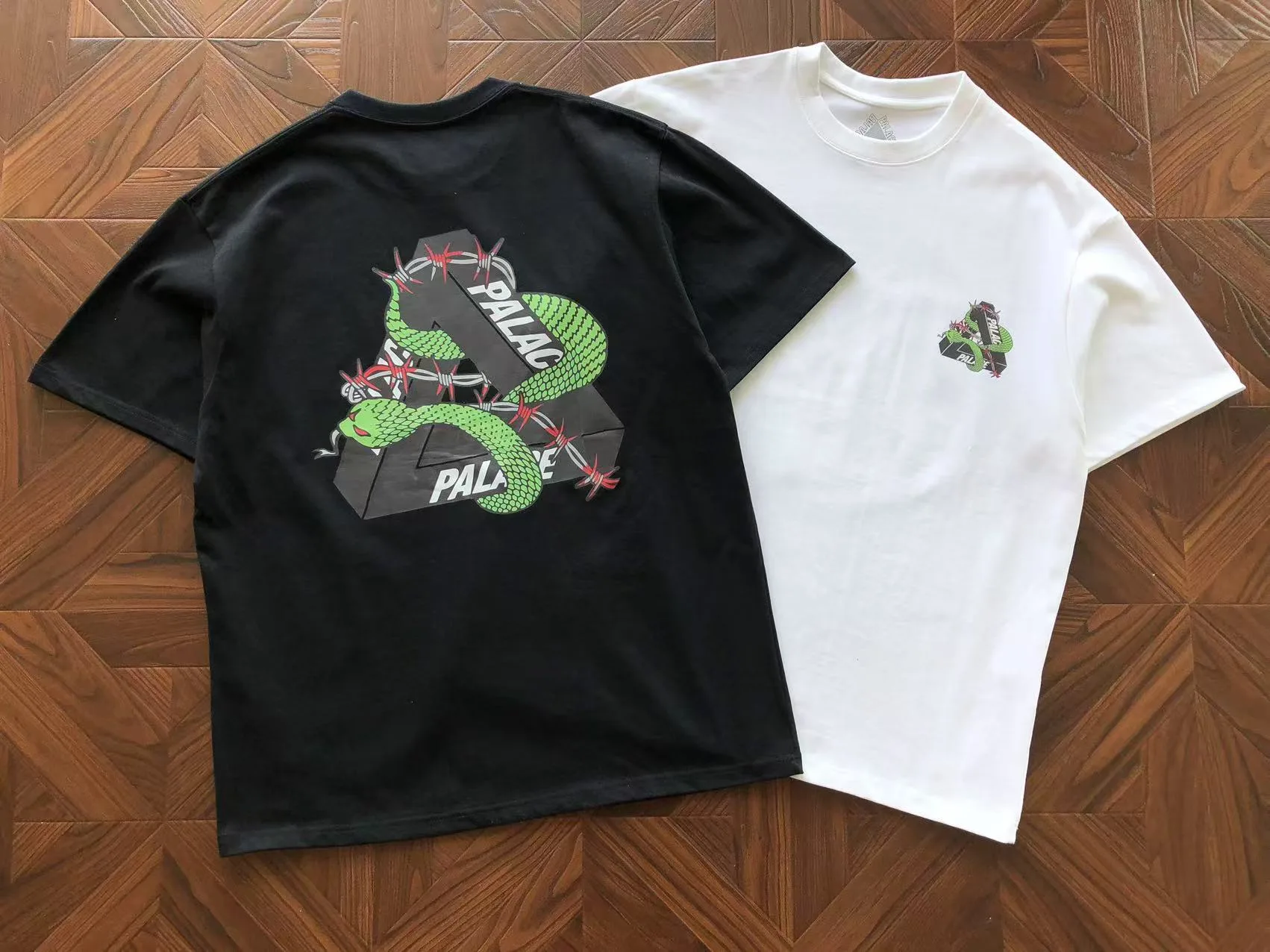 Palace Barbed Wire Snake T-shirt