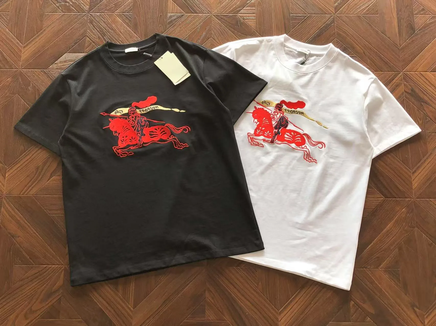 Burberry Equestrian Knight T-shirt