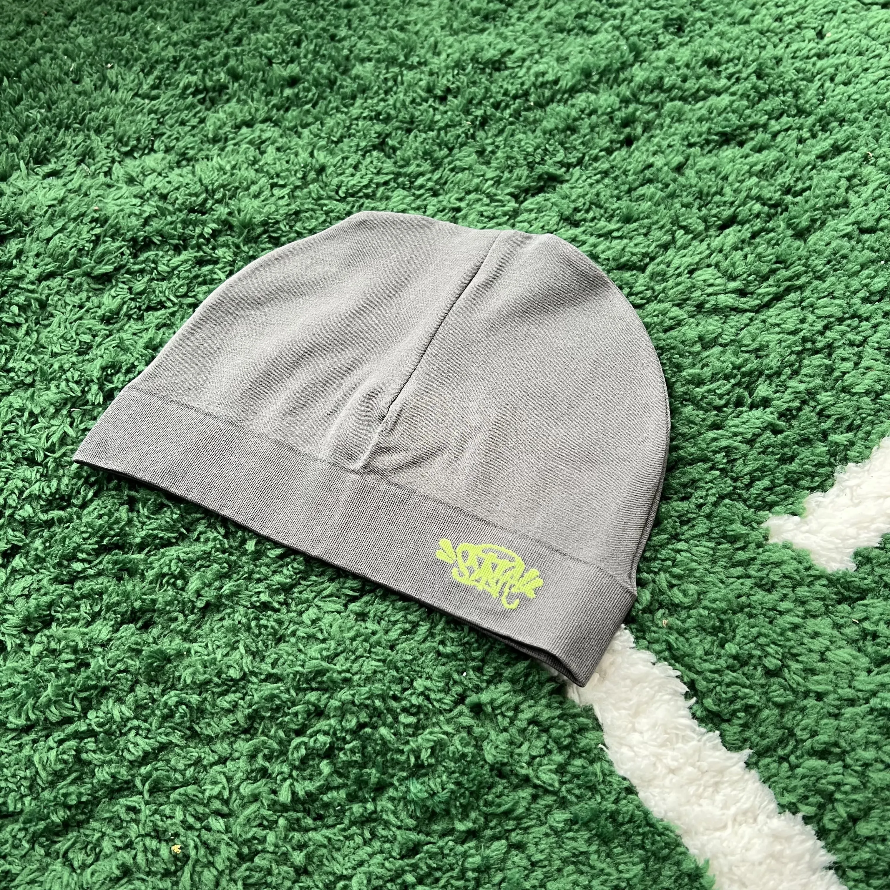 Syna World Seamless Jacquard Beanie - Grey