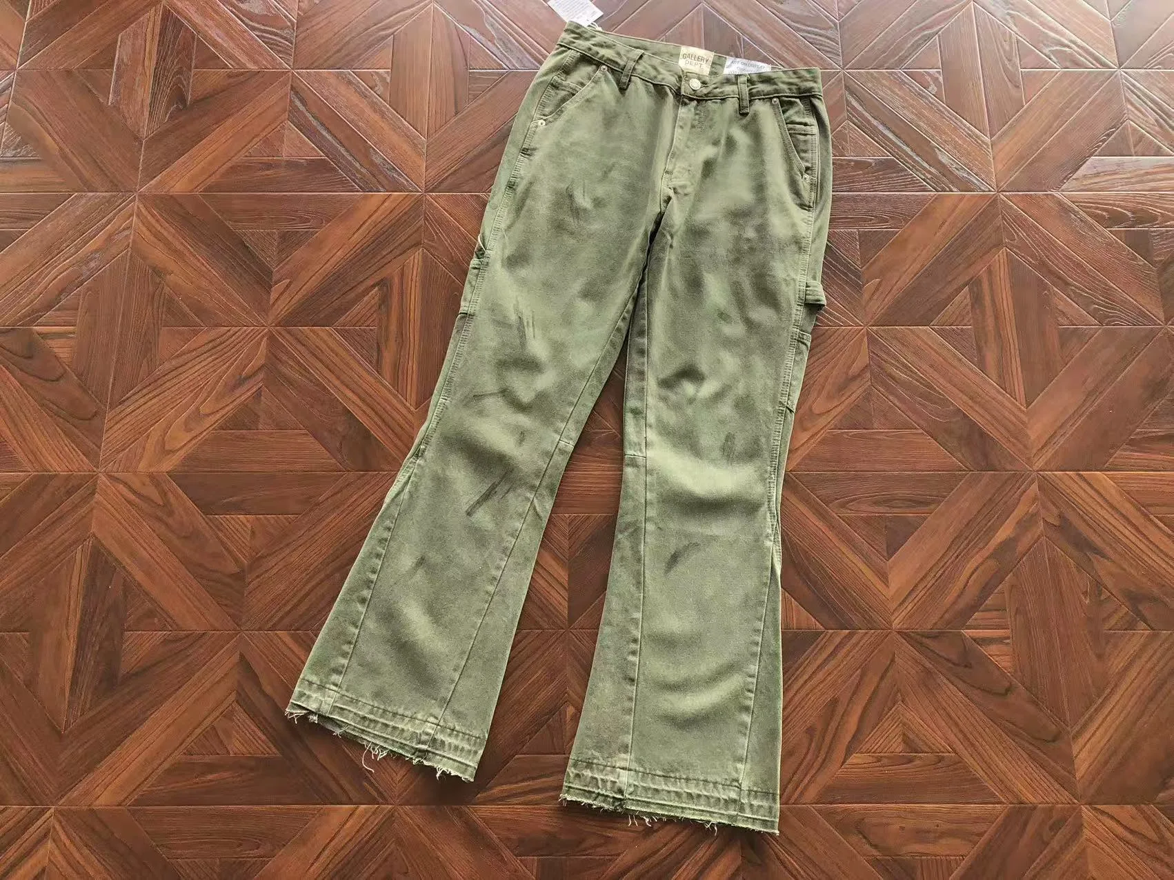 Gallery Dept. LA Flare Cargo Pants