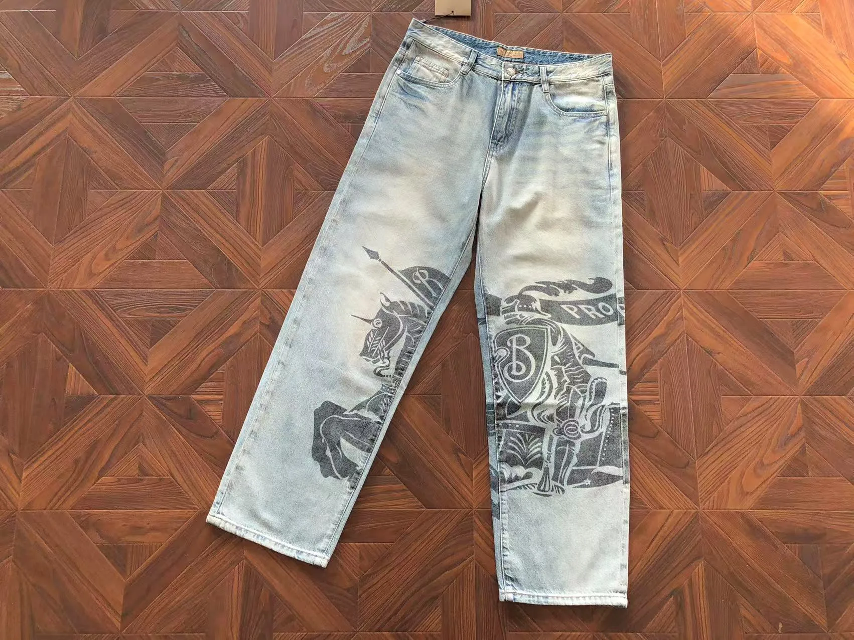 Burberry Equestrian Knight Print Jeans